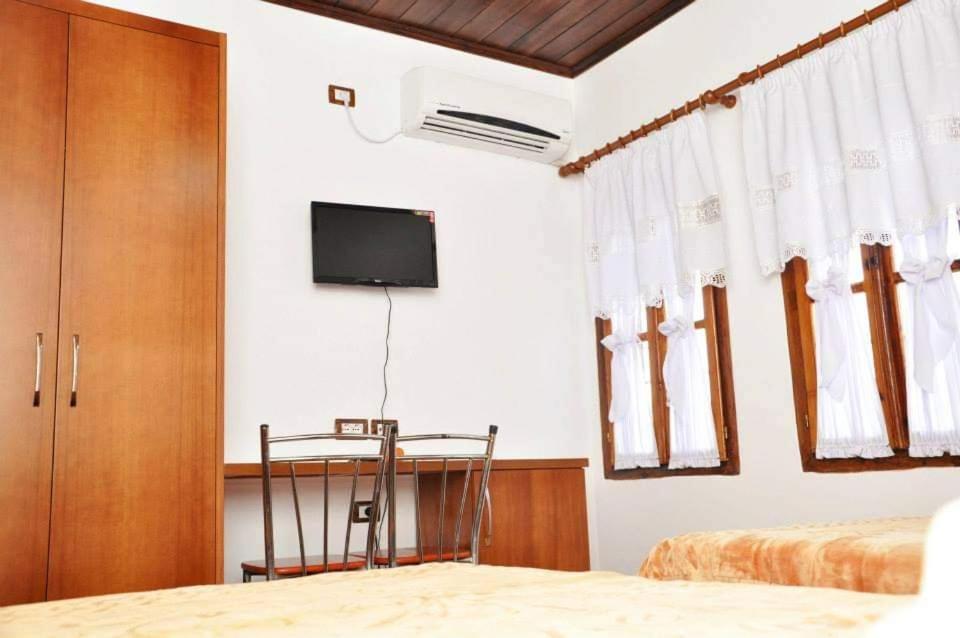 Hava Baci Apartment เบราท ภายนอก รูปภาพ