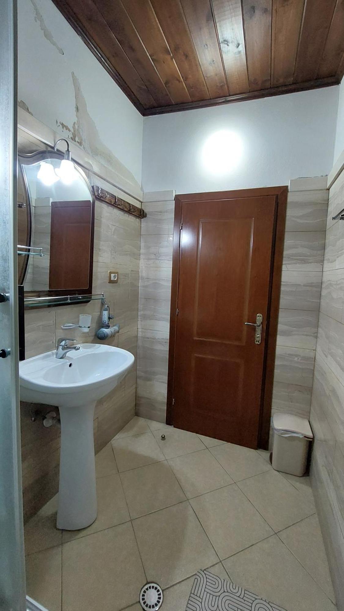 Hava Baci Apartment เบราท ภายนอก รูปภาพ